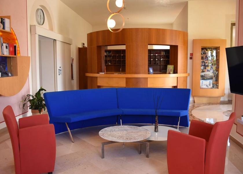 Puglia Canosa di Puglia Lobby