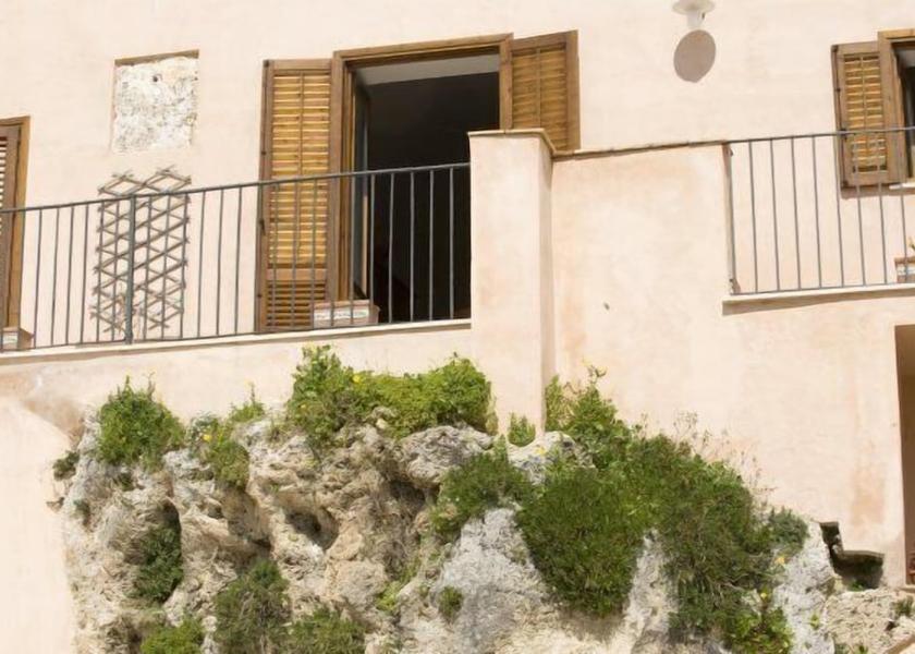 Sicily San Giuseppe Jato Exterior Detail