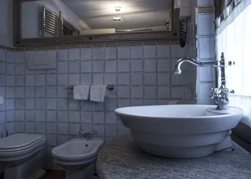 Piedmont Buriasco Bathroom