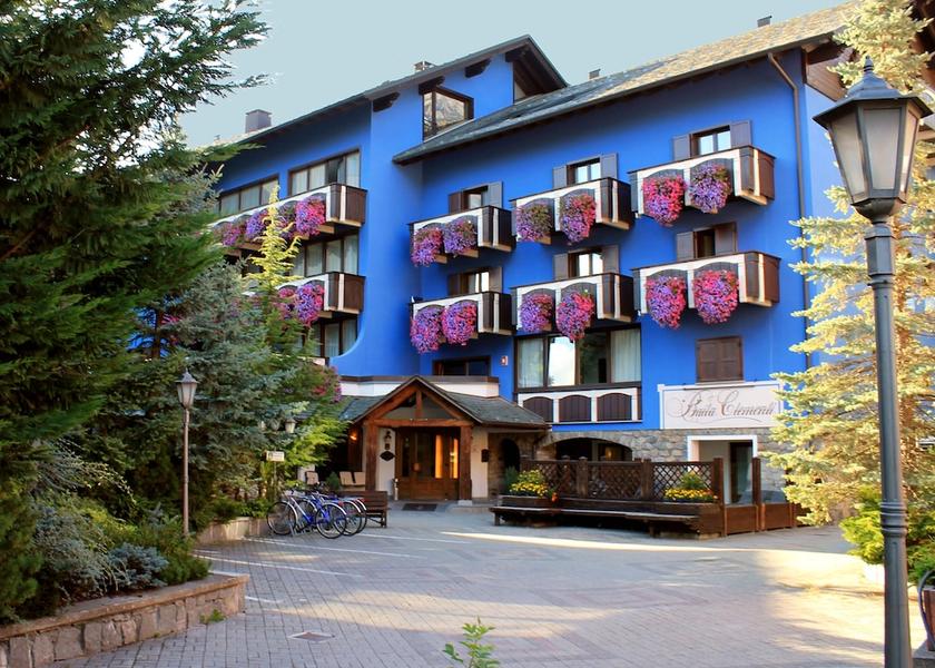 Lombardy Bormio Facade