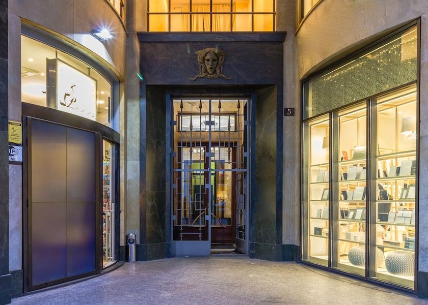 Lombardy Milan Entrance