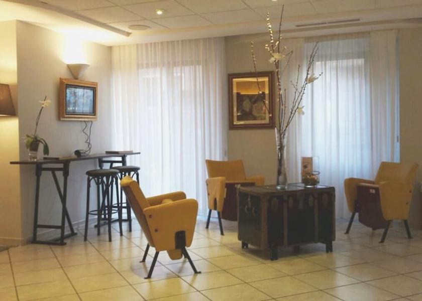 Puglia San Giovanni Rotondo Lobby