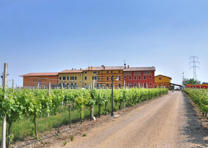 Veneto Sona Facade