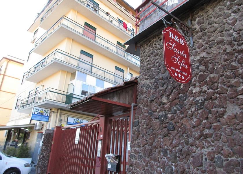 Sicily Gravina Di Catania Exterior Detail