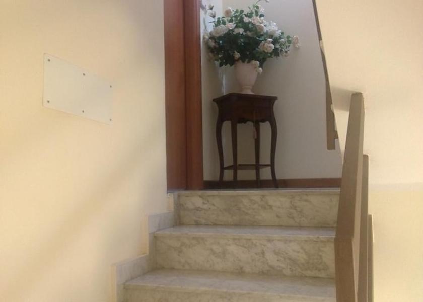 Sicily Gravina Di Catania Interior Entrance