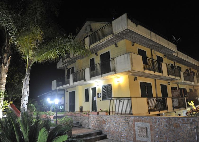 Sicily Mascali Facade