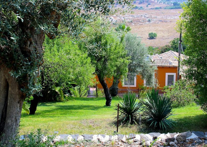 Sicily Carlentini Exterior Detail