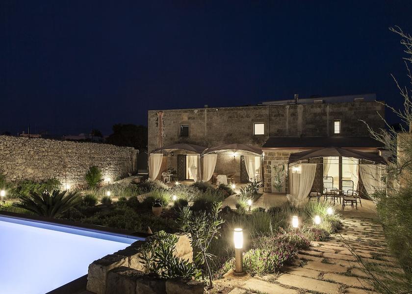 Puglia Patu Exterior detail