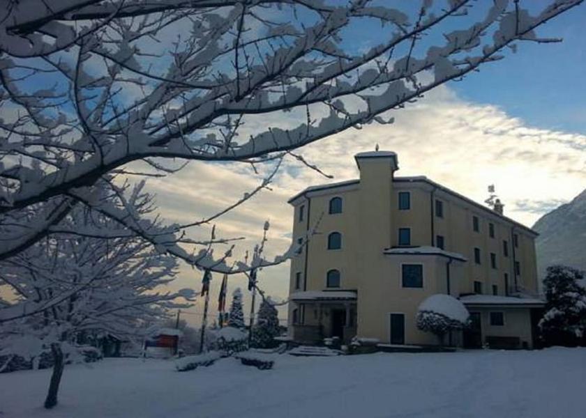 Valle d'Aosta Pollein Facade