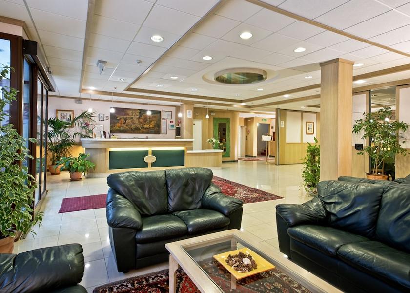 Puglia Castellana Grotte Lobby