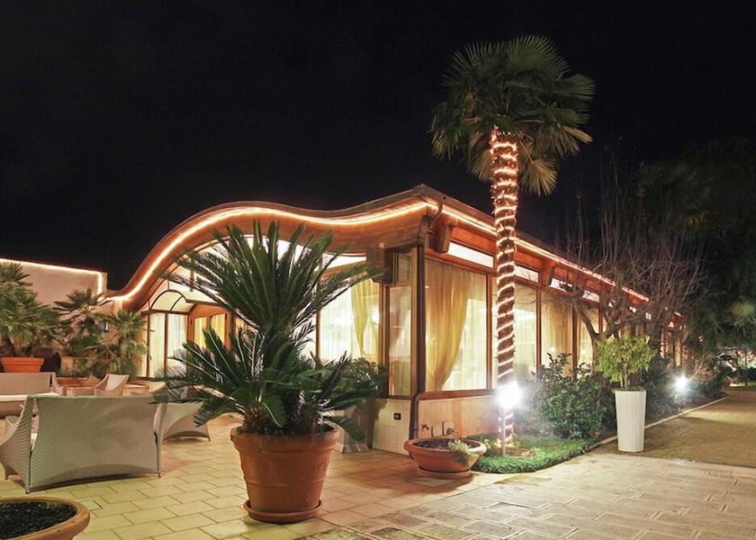 Puglia Castellana Grotte Exterior