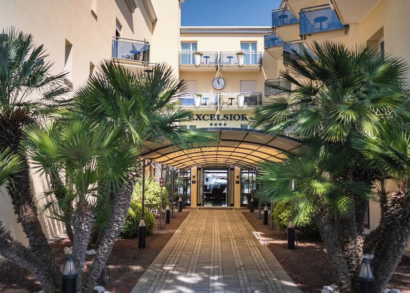 Veneto Jesolo Front of property