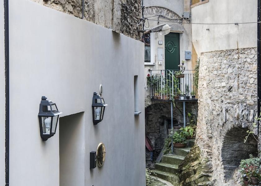 Liguria Borgomaro Exterior Detail