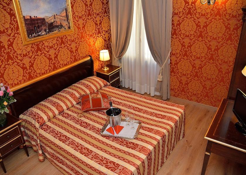 Veneto Venice Room