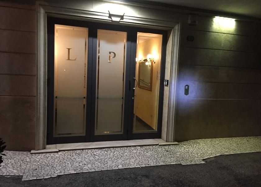 Lazio Cassino Property entrance