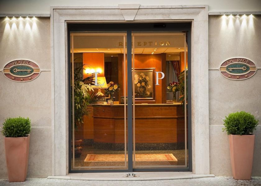 Lazio Cassino Property entrance