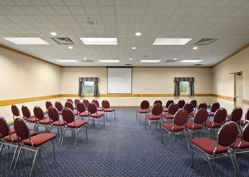 Ontario Trenton Meeting Room