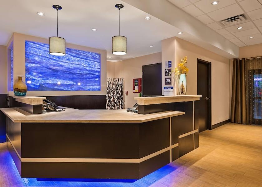 Florida Hallandale Beach Lobby