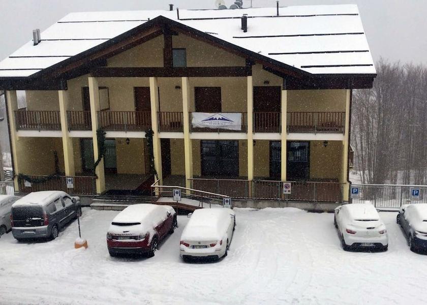 Emilia-Romagna Riolunato Entrance