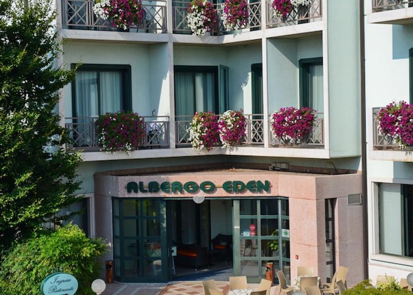 Veneto Valeggio sul Mincio Exterior Detail