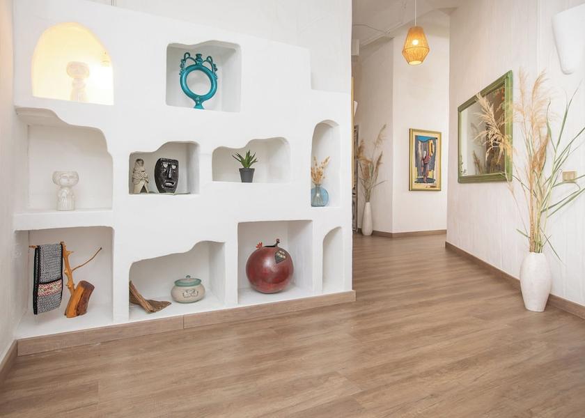 Sardinia Benetutti Hallway