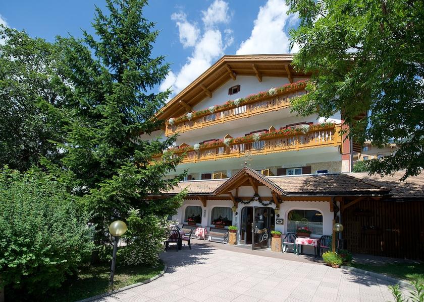 Trentino-Alto Adige San Giovanni di Fassa Facade