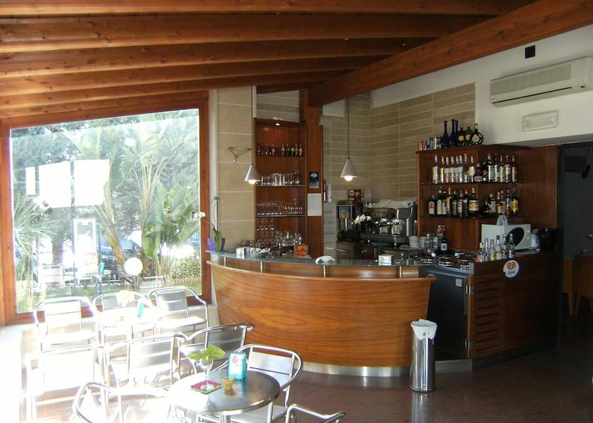 Sicily Vittoria Bar