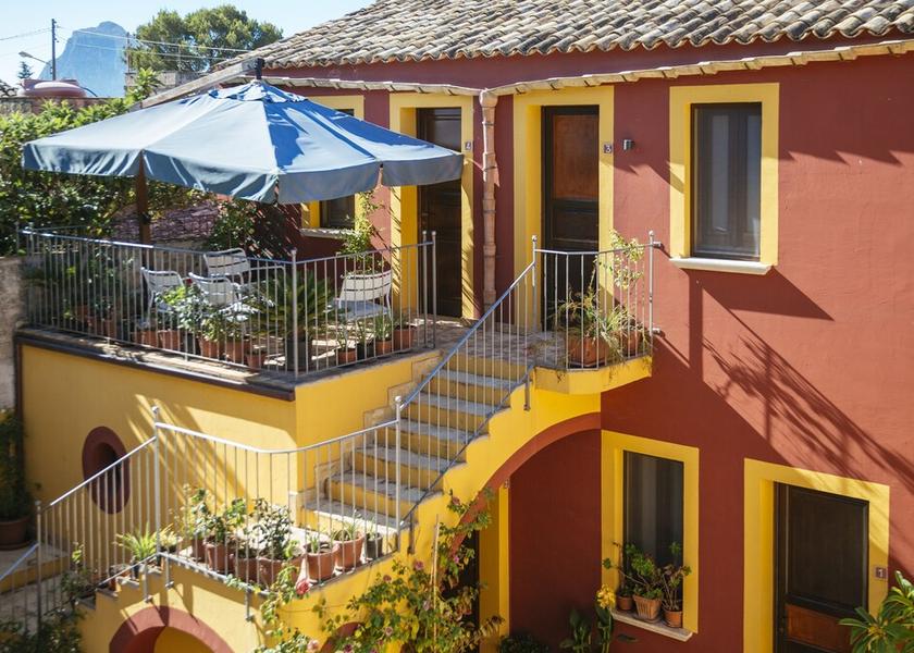 Sicily Custonaci Terrace/patio