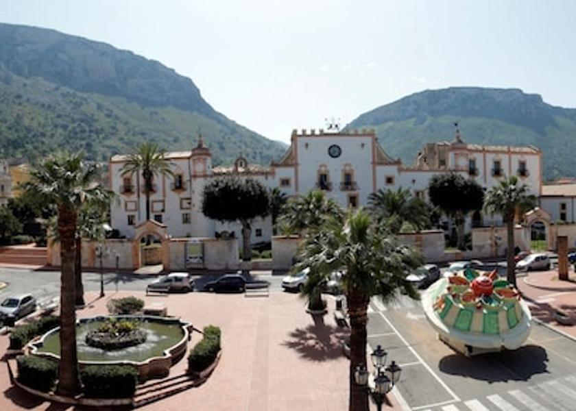 Sicily Cinisi Exterior Detail