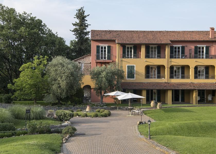 Liguria Garlenda Exterior detail