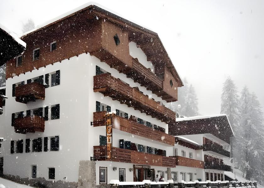 Veneto Cortina d'Ampezzo Hotel Exterior