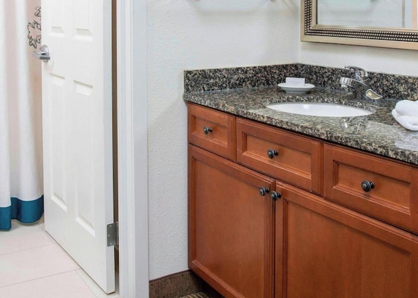 Illinois Rockford Bathroom