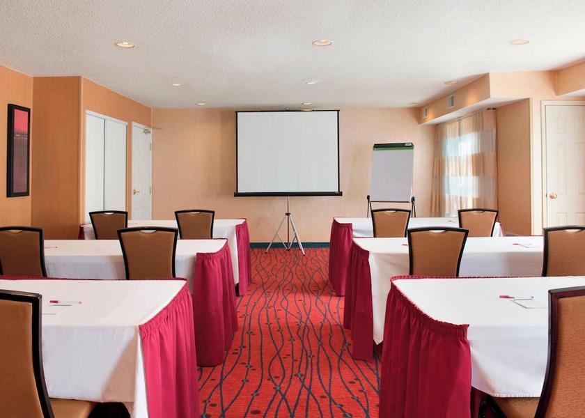 Illinois Rockford Meeting Room