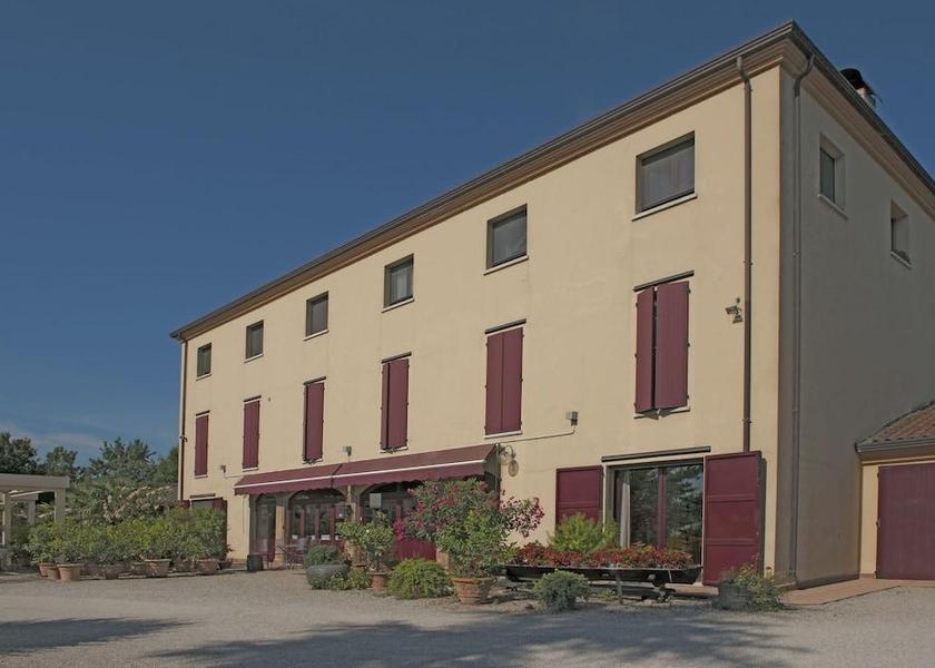Emilia-Romagna Ostellato Exterior view