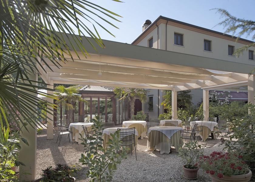 Emilia-Romagna Ostellato Gazebo