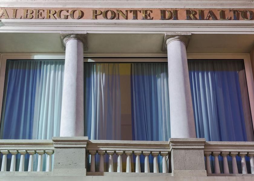Lombardy Crema Facade
