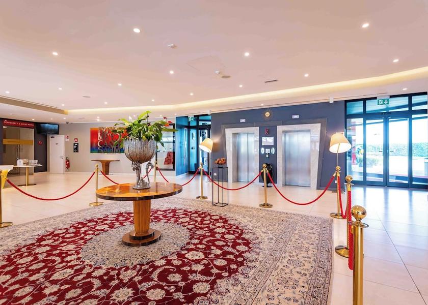 Lombardy Settala Lobby