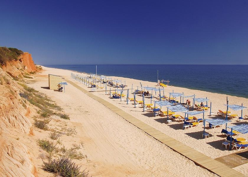 Faro Loulé Beach