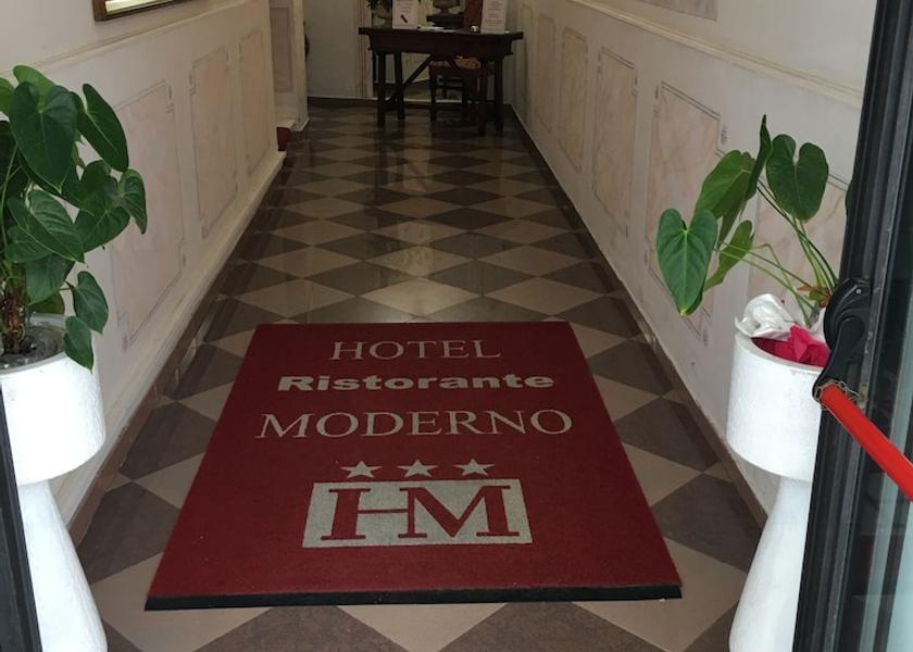 Tuscany Piombino Interior Entrance