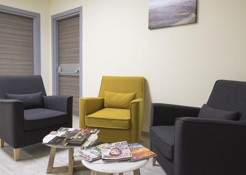 Piedmont Govone Lobby
