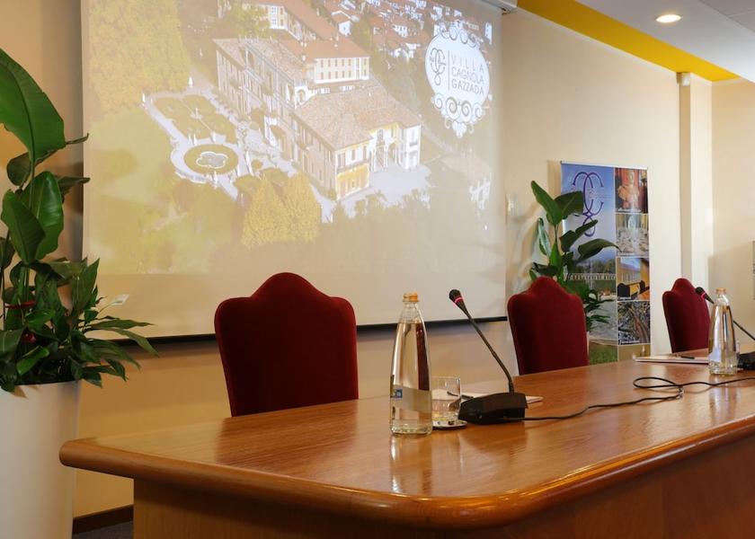 Lombardy Gazzada Schianno Meeting facility