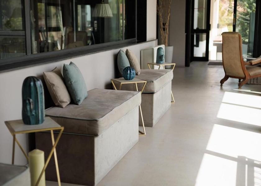 Sicily Nicolosi lobby
