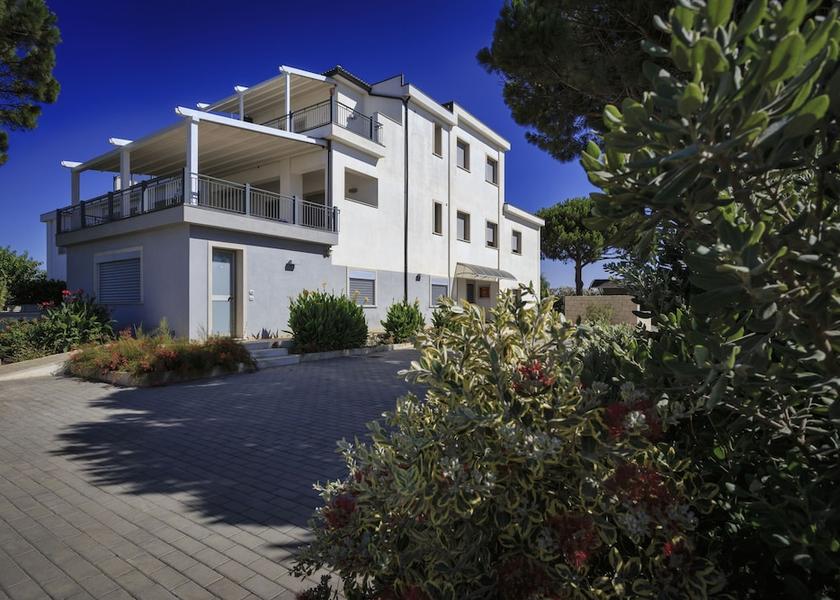 Sicily Vittoria Entrance