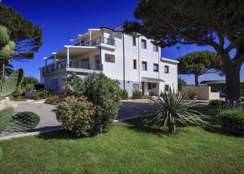 Sicily Vittoria Garden