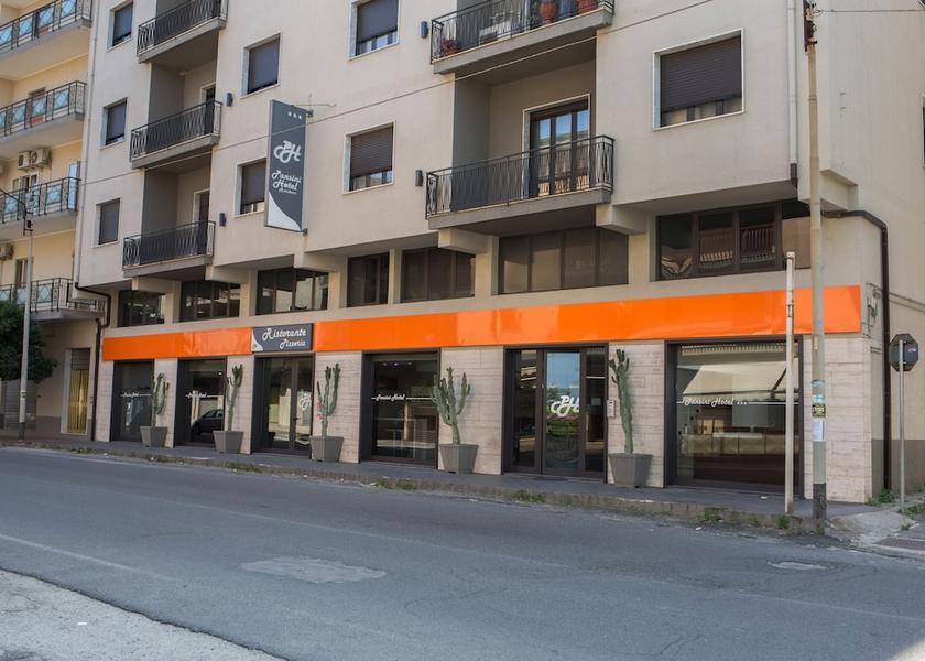 Calabria Badolato Facade