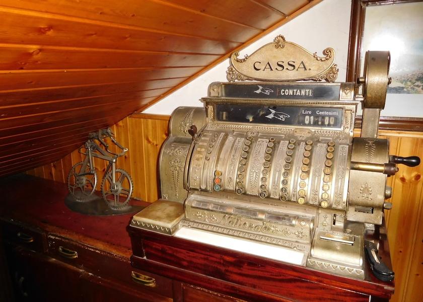 Veneto Fonzaso Interior Entrance