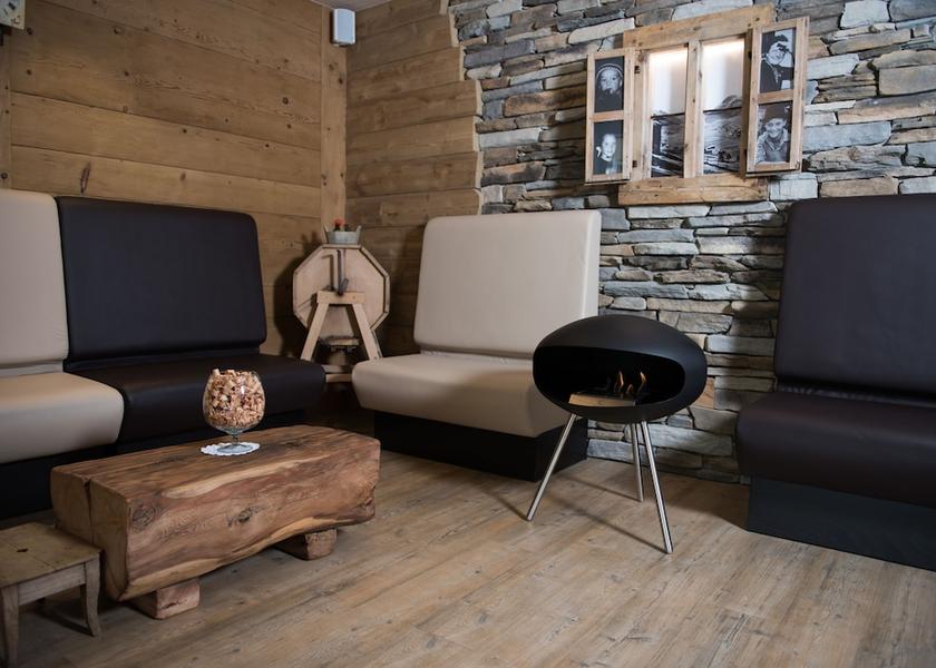 Lombardy Livigno Lobby