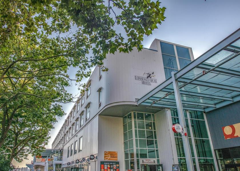 British Columbia North Vancouver Exterior