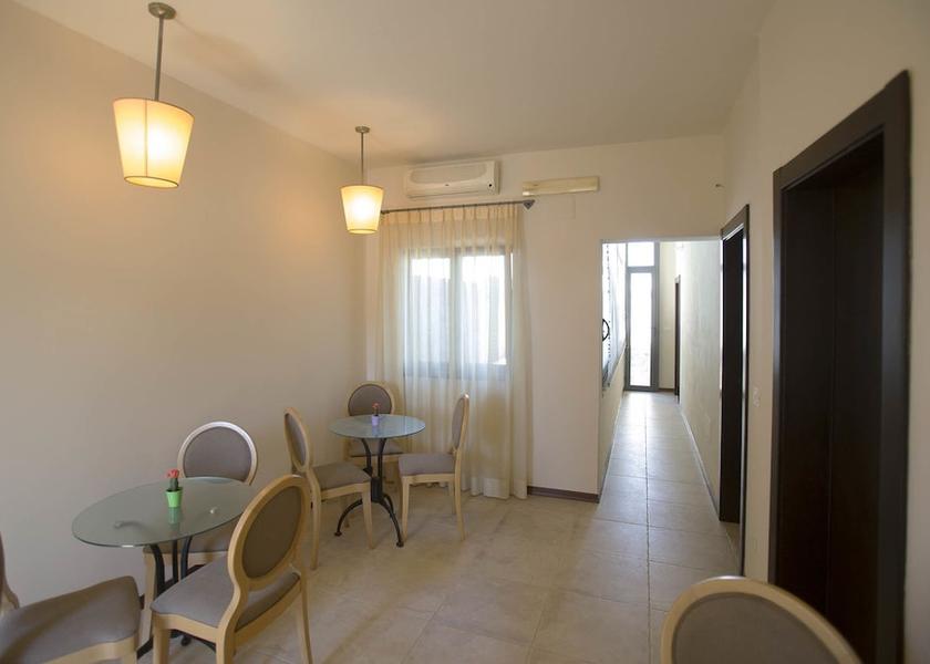 Puglia Cursi Hallway