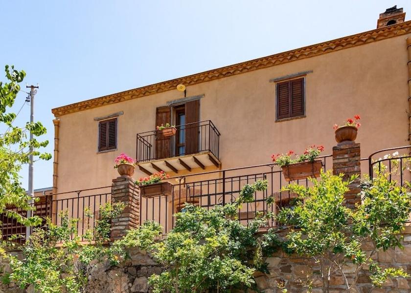 Sicily Pollina Exterior Detail